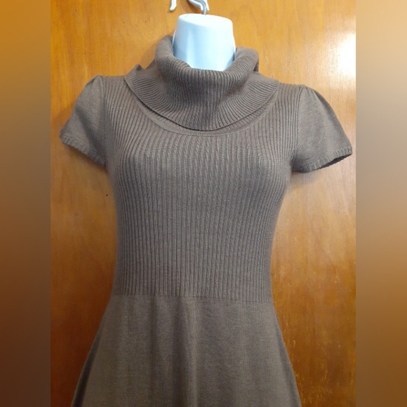 Calvin Klein Ladies Dress - Picture 2 of 7